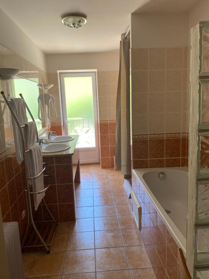 Chez Dume Bed & Breakfast Santa-Lucia-di-Tallano Dış mekan fotoğraf